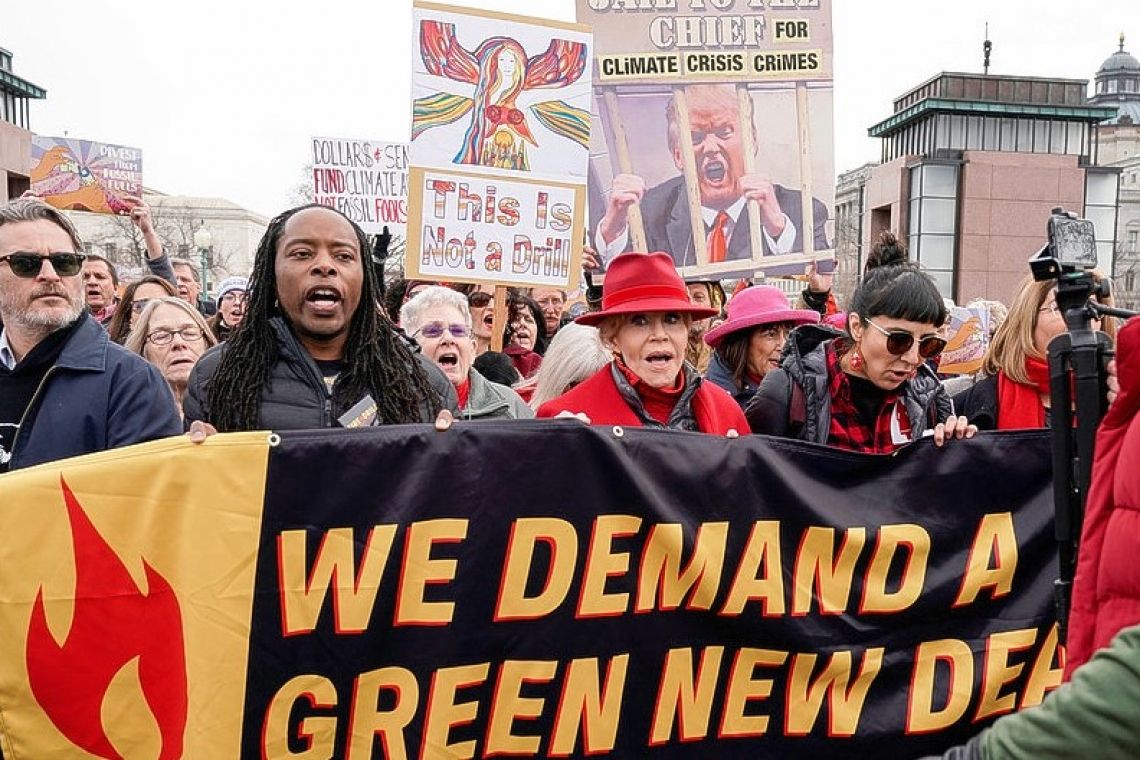 Jane Fonda, Joaquin Phoenix join climate protesters outside Congress