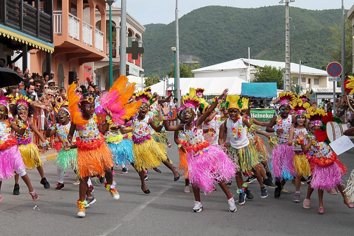  Children’s Parade small in scale  but praised for commitment   