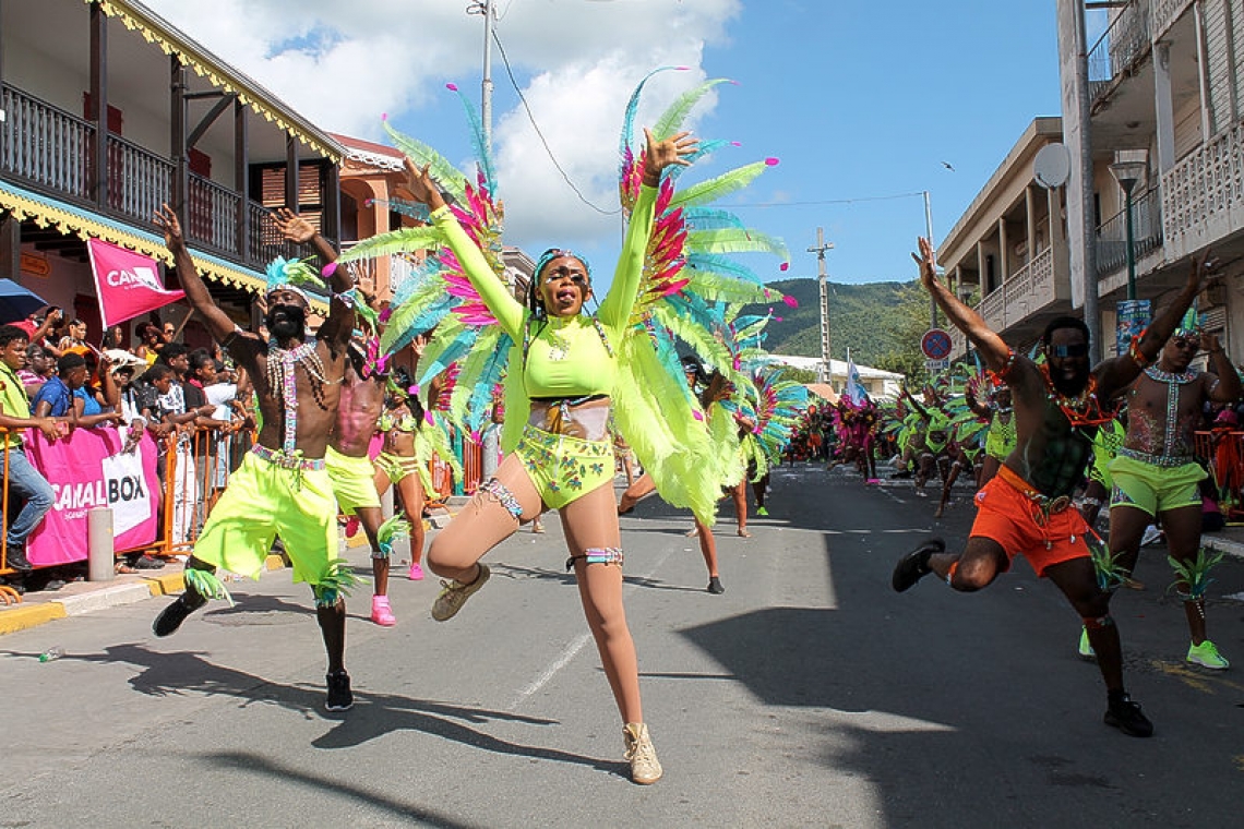     Grand Carnival Parade fills  Marigot with vivid colours   