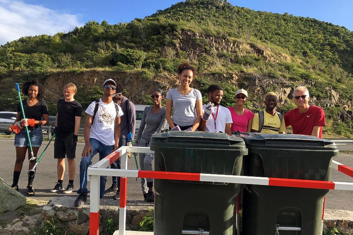       MPC students clean up flag  pole at Bell’s Lookout Point   