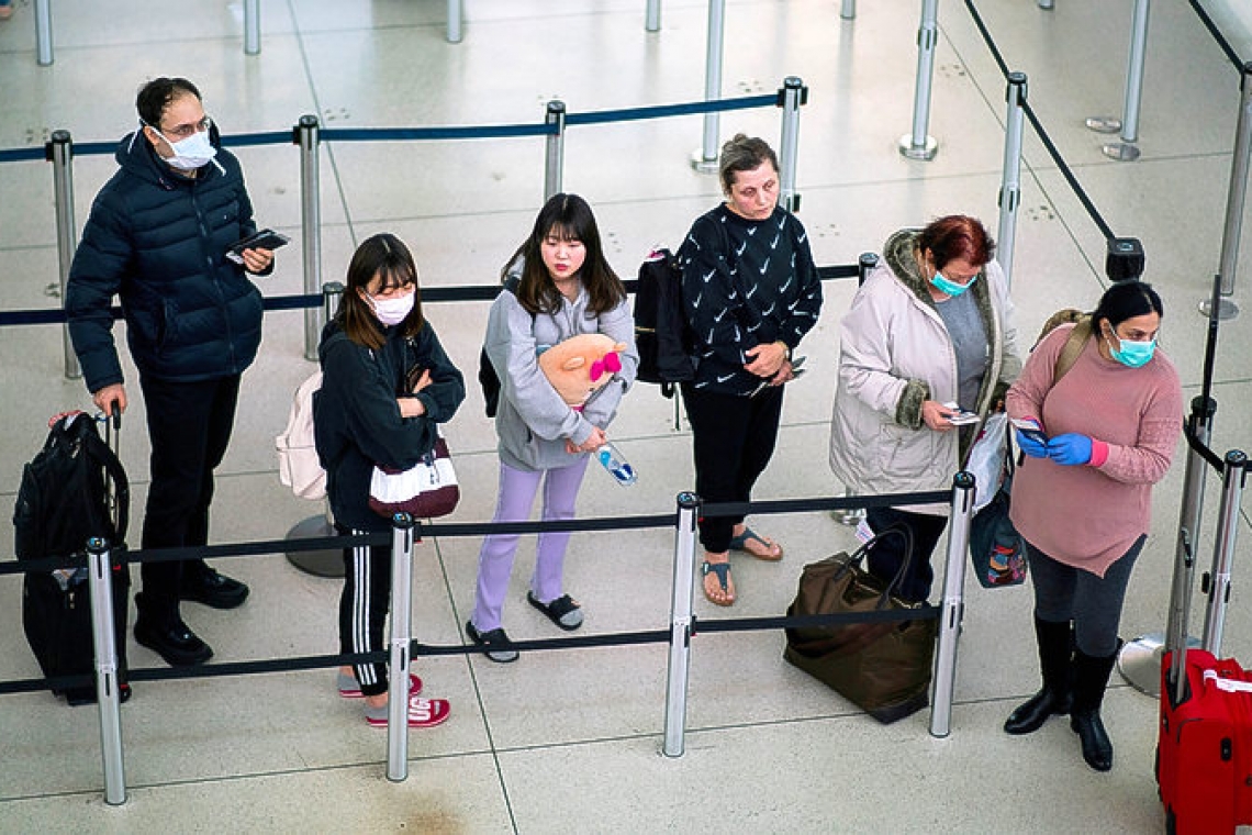 Airport security screeners push for better protection