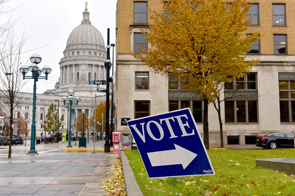 Judge rejects delay of Wisconsin's primary