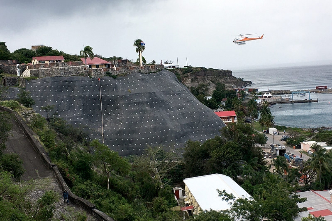       Cliff stabilisation project for  Fort Oranje nears completion