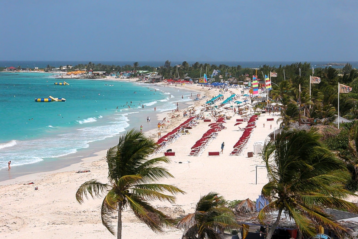     Beaches open for swimming  from today on French side