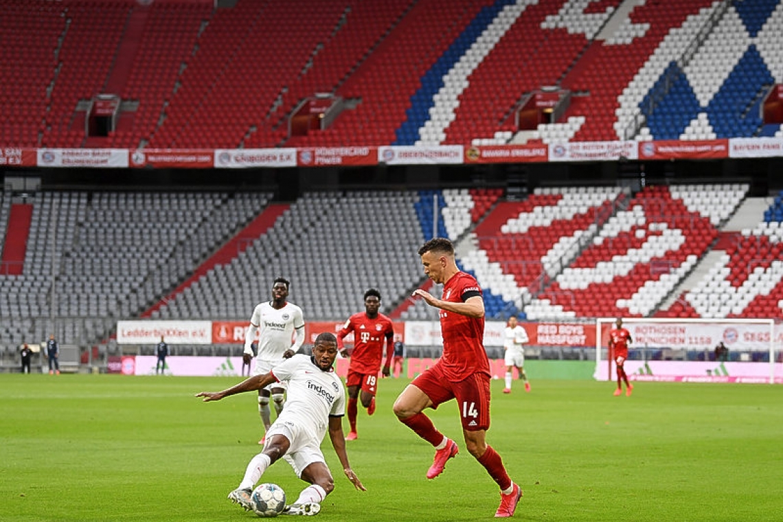 Bayern cruise past Frankfurt  5-2 to stay on title track