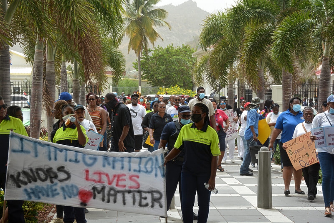       Unions march peacefully in  protest for human rights