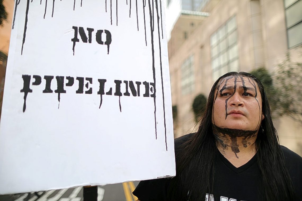 Court orders Dakota pipeline shut