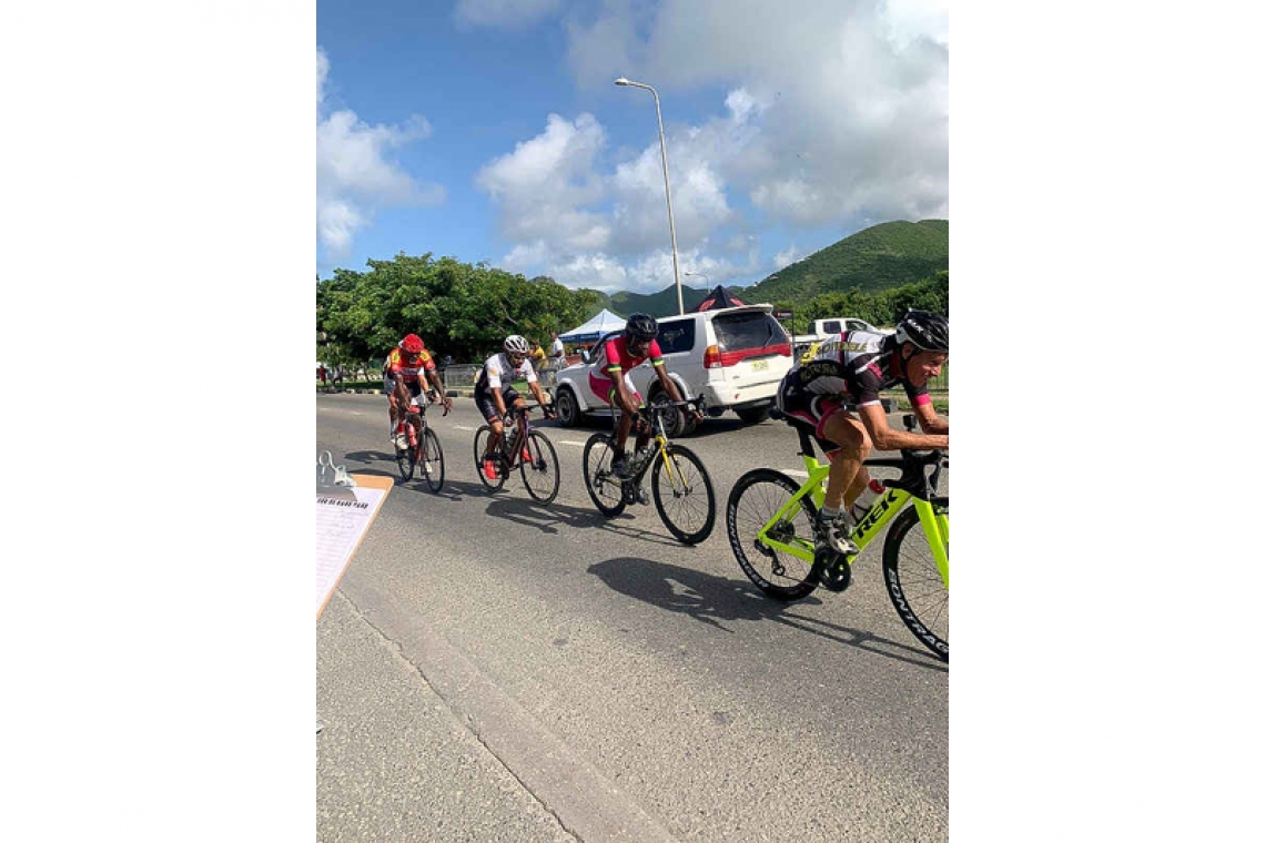    In form Masters A rider Cotton shines in SXM Move bike race