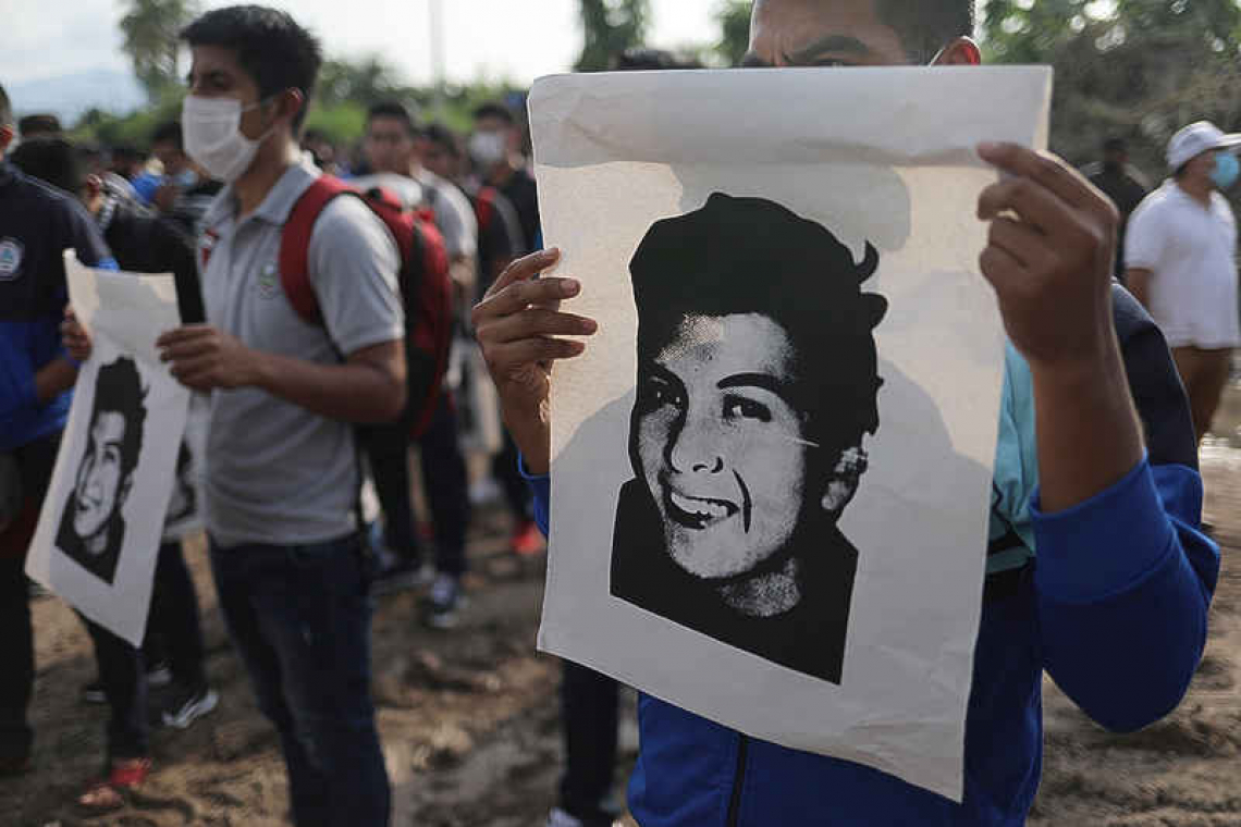 Mexico issues arrest warrants on sixth anniversary of students disappearance