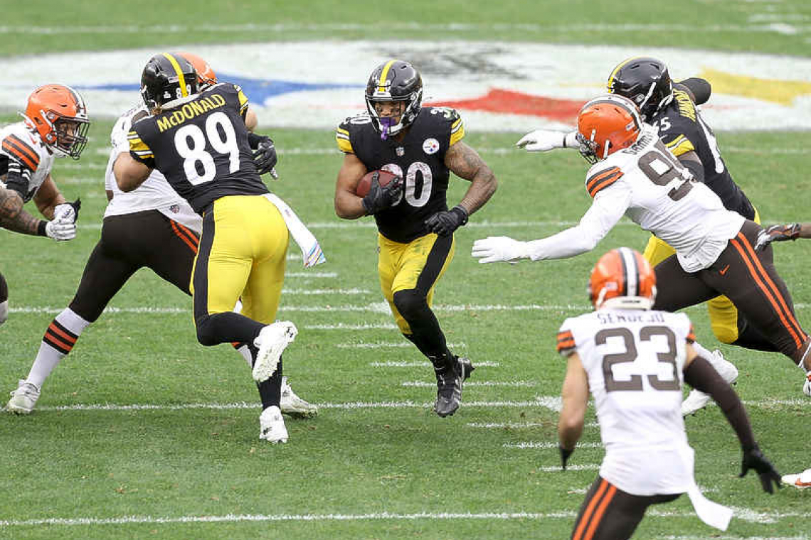 Steelers bomb Browns to move to 5-0
