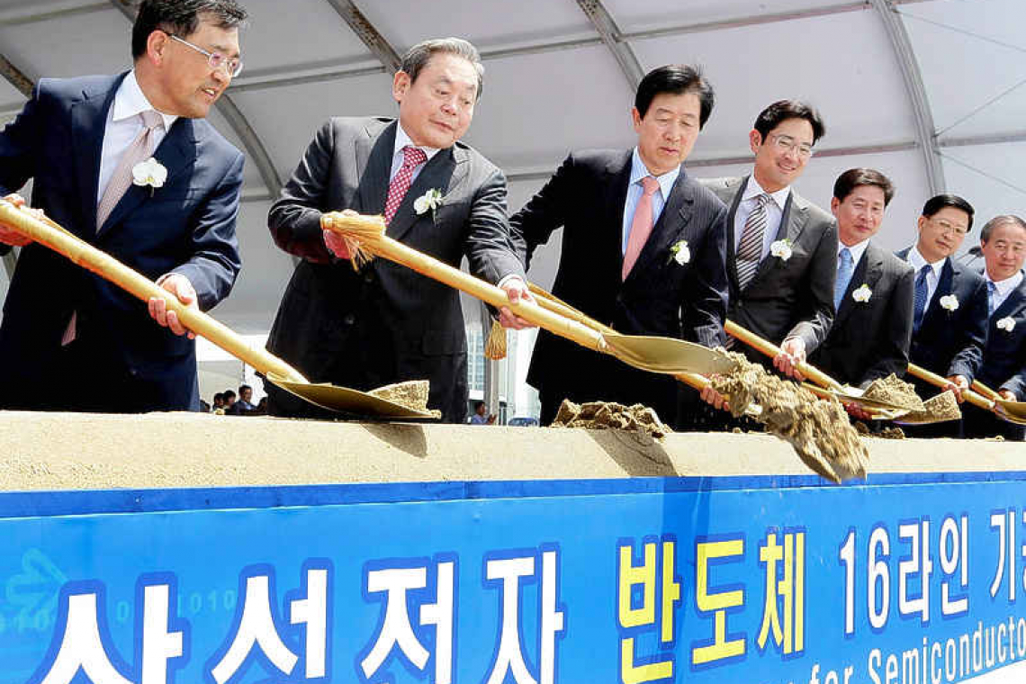 Lee Kun-hee, who made Samsung a global powerhouse, dies at 78