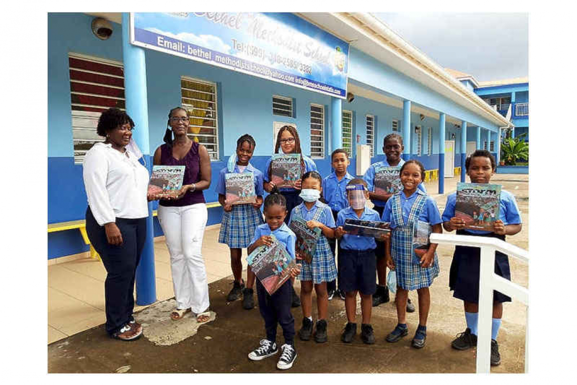 Book ‘Storm’ presented to  primary schools in Statia
