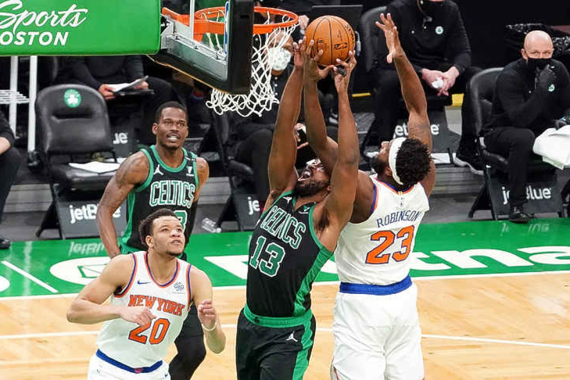    Knicks start fast, blow out Celtics