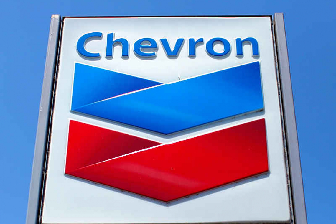 Exxon and Chevron CEOs discussed merger last year