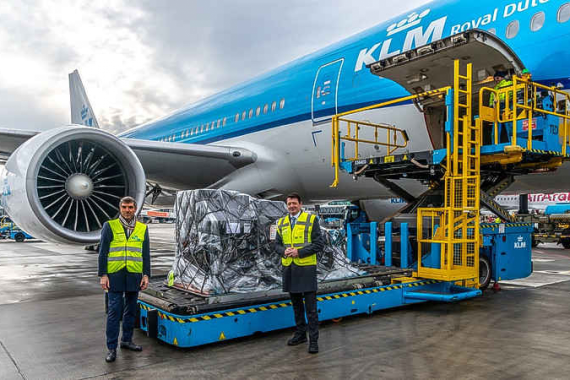 UPDATE: KLM transports first vaccines to islands