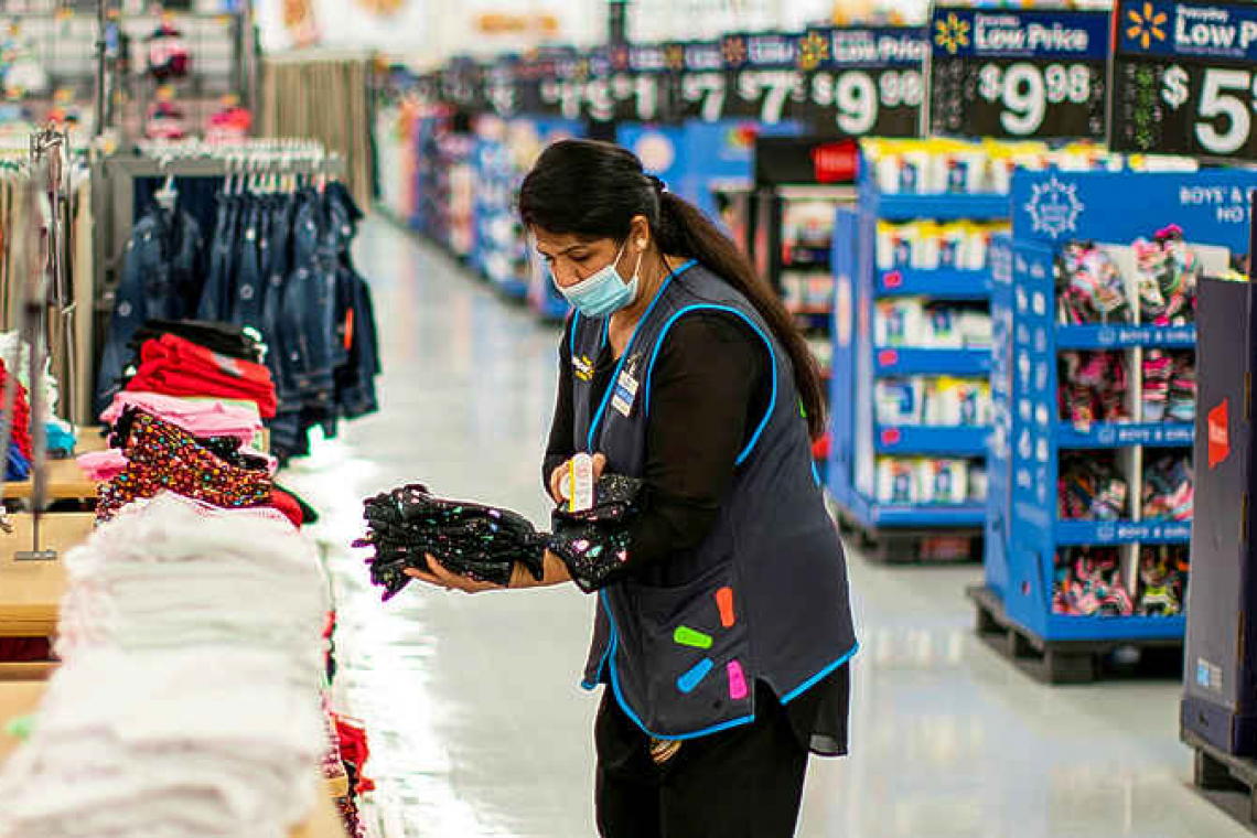 Walmart sweetens pay for most U.S. hourly workers on the coasts
