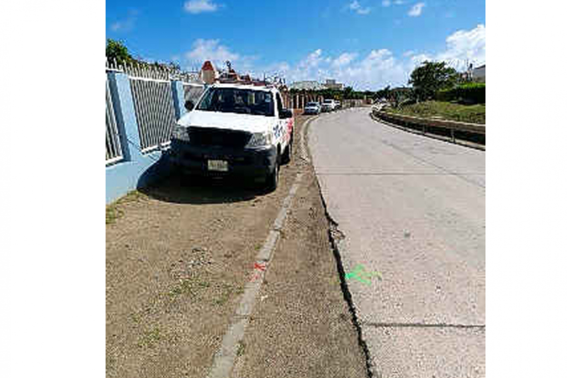 TelEm carrying out underground cable  repairs in Welgelegen Road Saturday