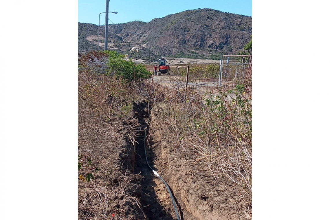 Van Putten applauds water  lines to farms in Zeelandia