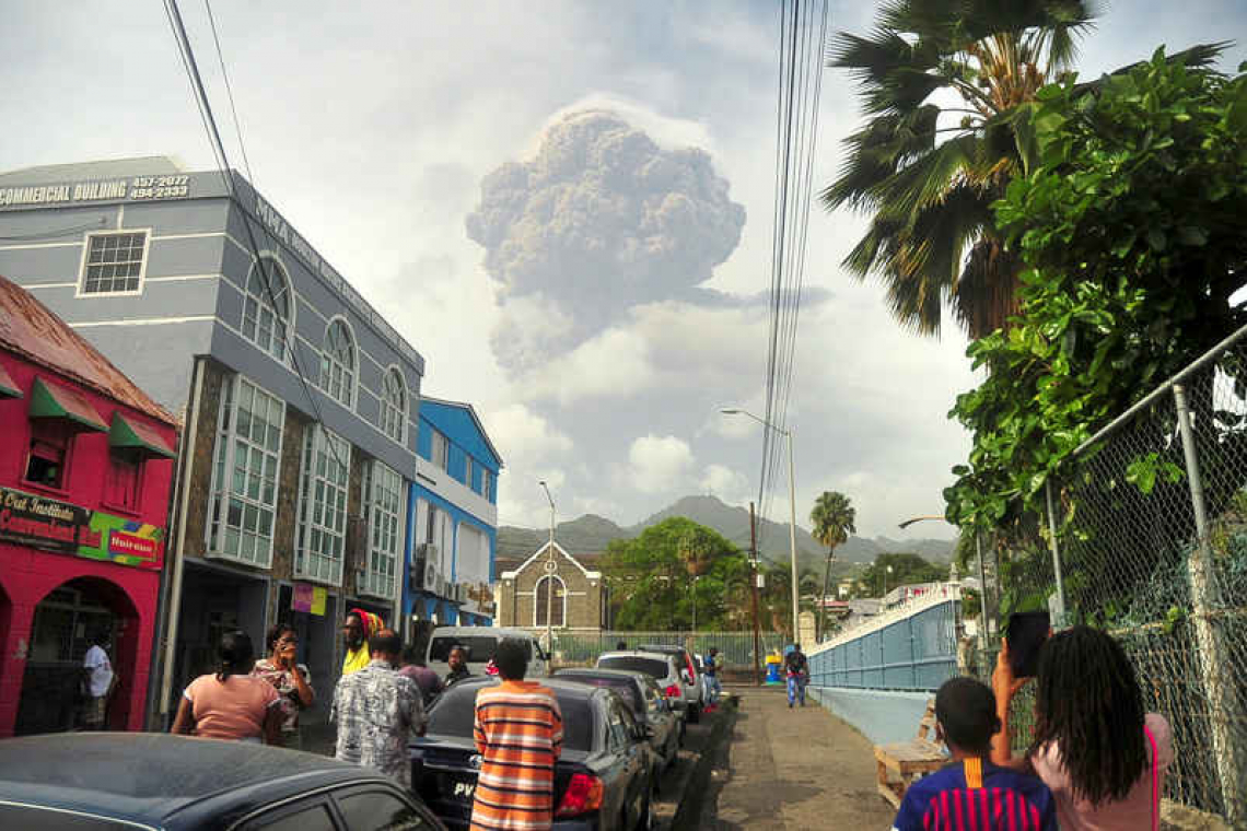  Ash coats Caribbean island of  St. Vincent after volcano eruption    