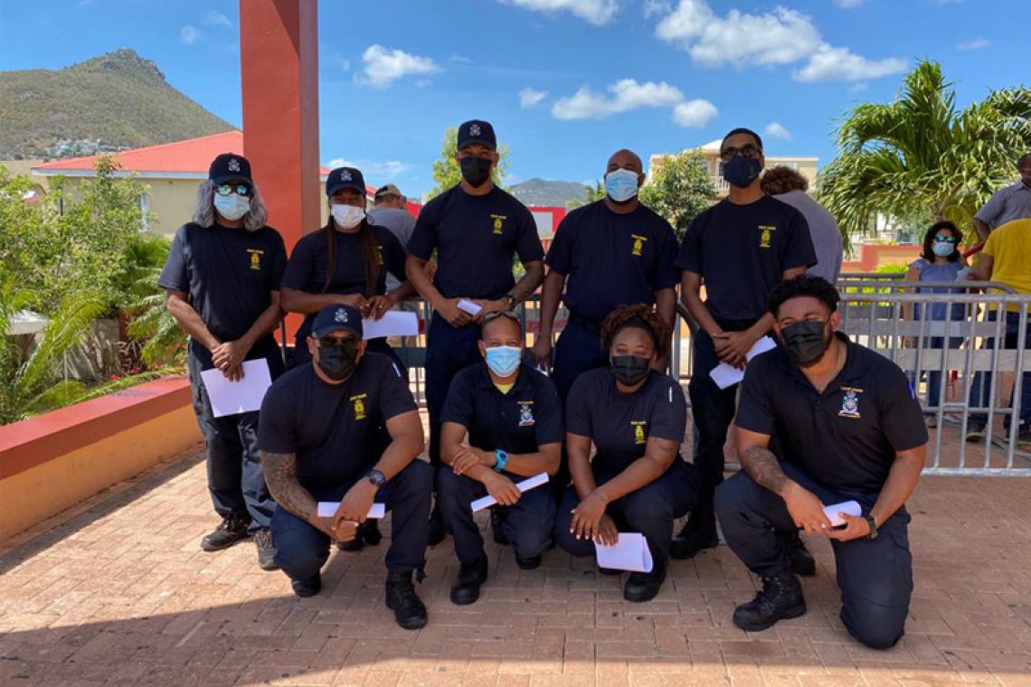 Dutch Caribbean Coast Guard personnel  receive first their COVID-19 vaccines