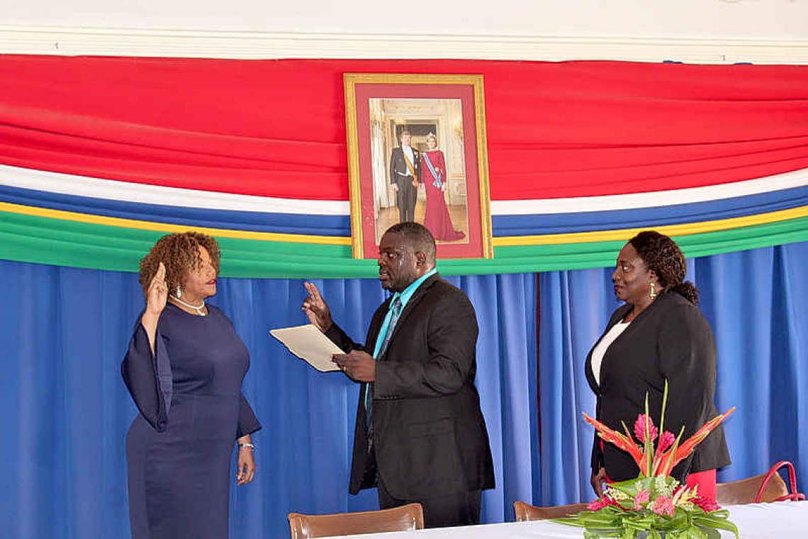 Malvern Dijkshoorn-Lopes  sworn in as Island Secretary