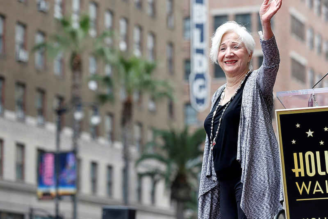 Oscar-winning actress Olympia Dukakis dies at 89