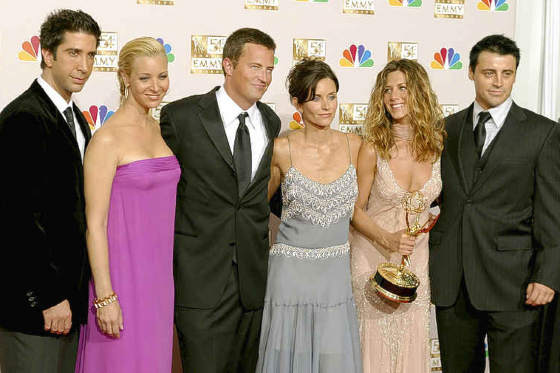 'Friends' reunion 'like a family', Aniston says
