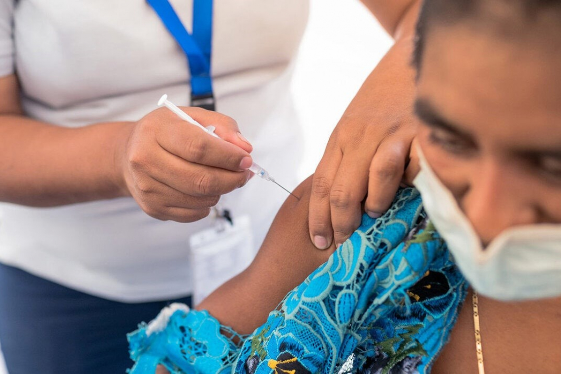       Canada, PAHO join to advance vaccination  of vulnerable in Caribbean, Latin America   