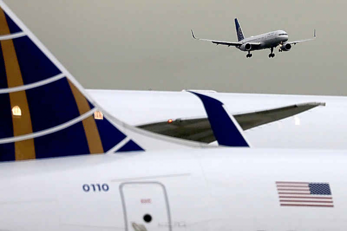 United Airlines unveils huge jet order in push for growth