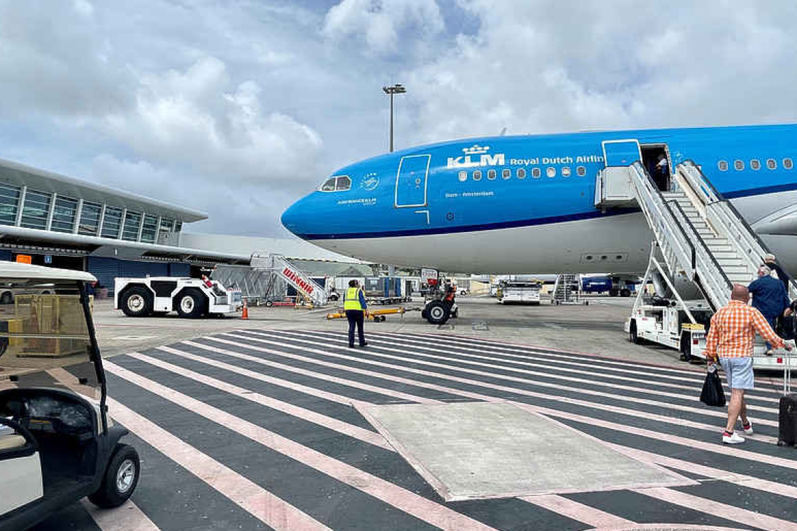 Corona travel documents app for  St. Maarten passengers on KLM