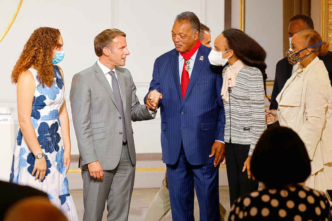 Rev. Jesse Jackson honoured with the Legion d'Honneur