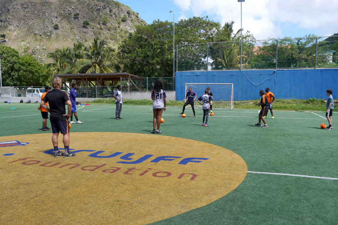 Saba youth train with professional coaches