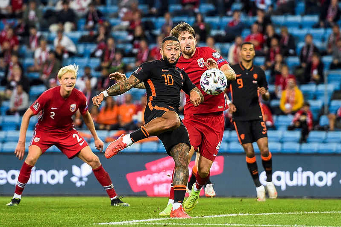 Dutch draw with Norway in meek start under new coach Van Gaal