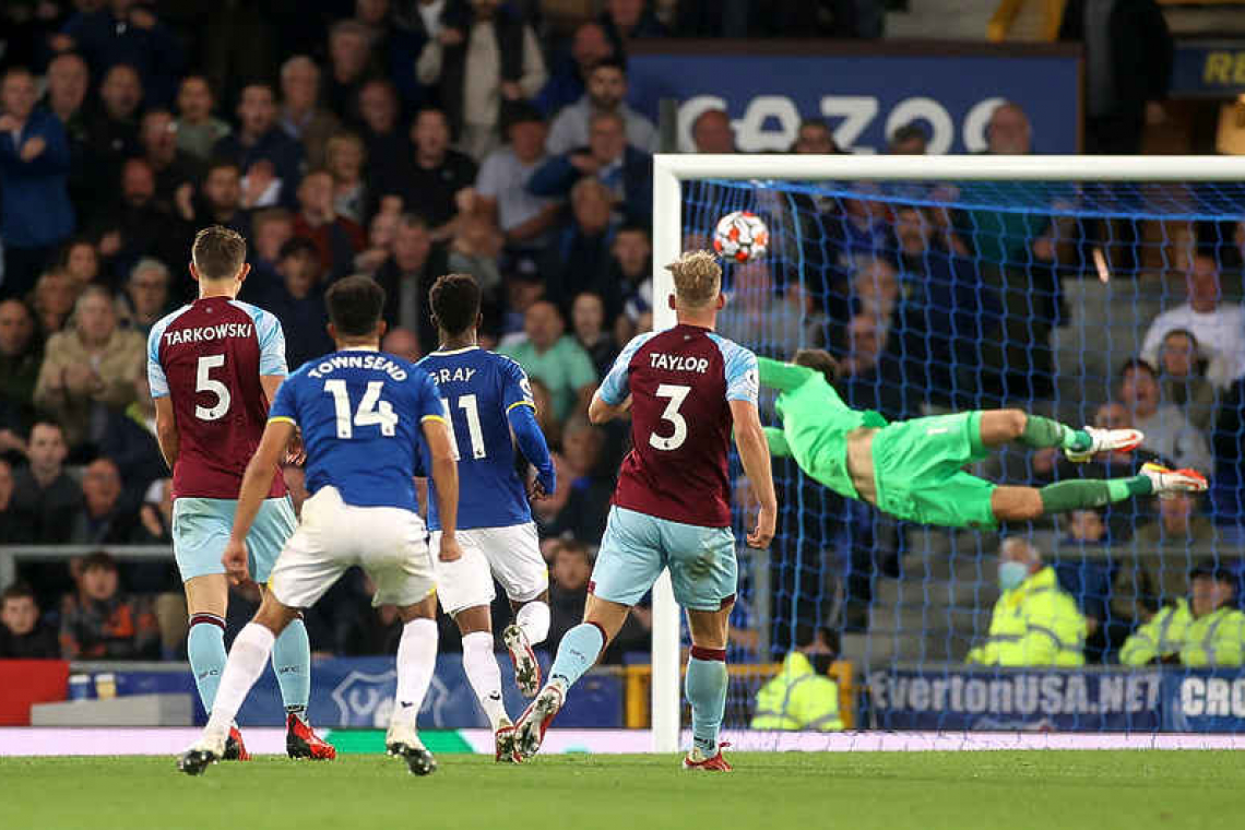 Everton hit back in style to beat Burnley