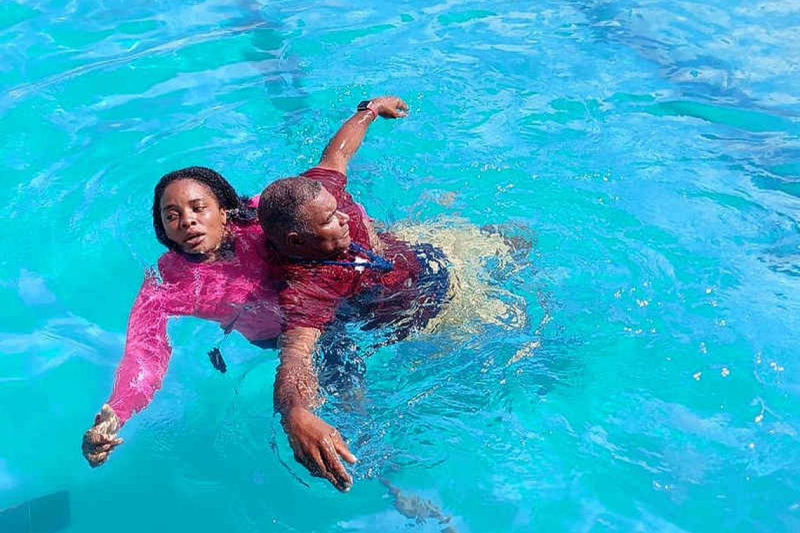 St. Eustatius and Saba now have  entry-level swimming instructors
