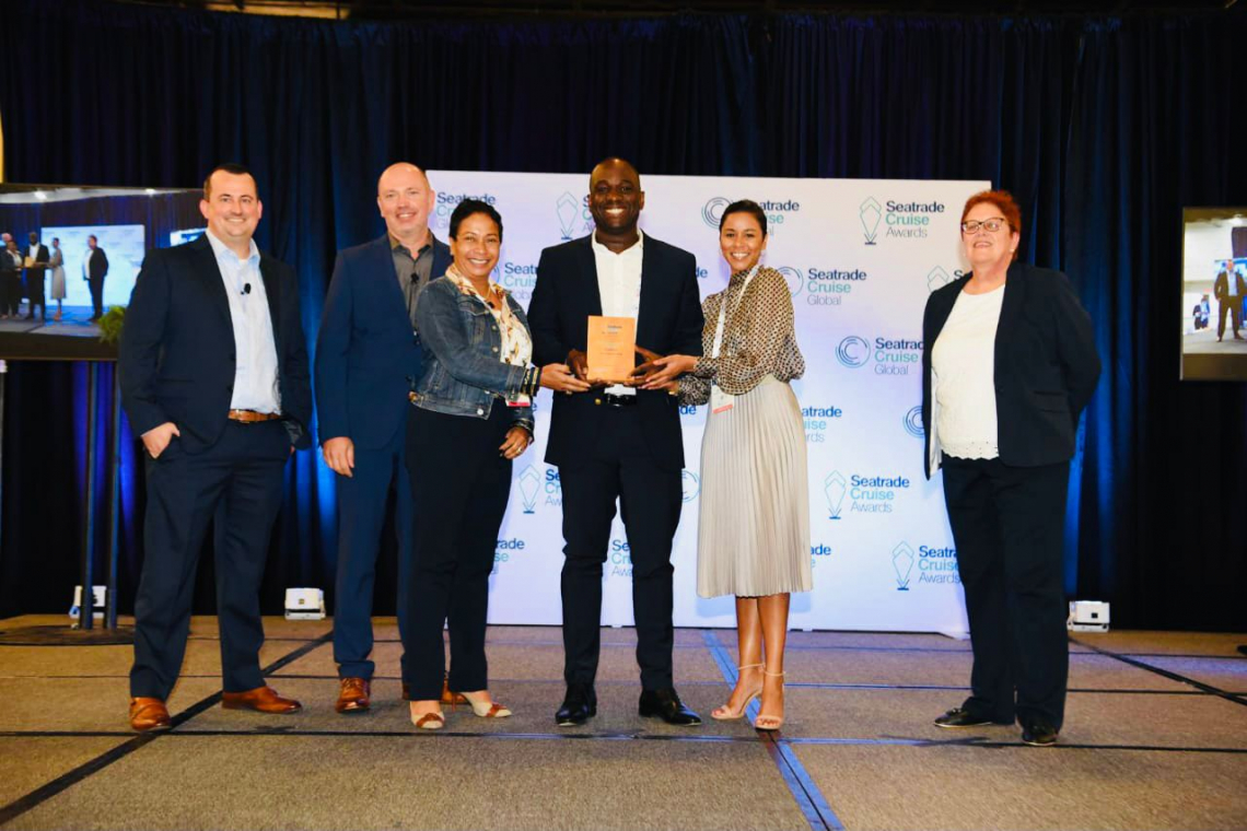 Highly-praised Port St. Maarten   receives Seatrade Cruise Award   