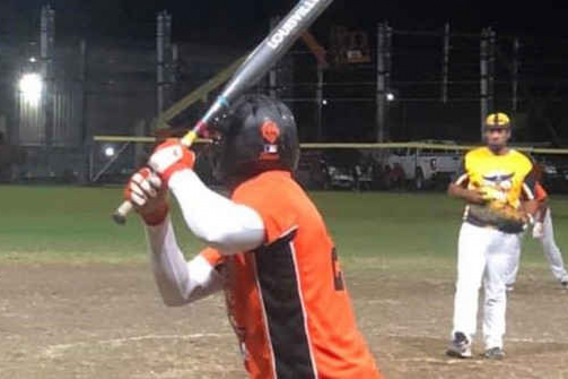 Thunderz take game 1  of Statia softball finals