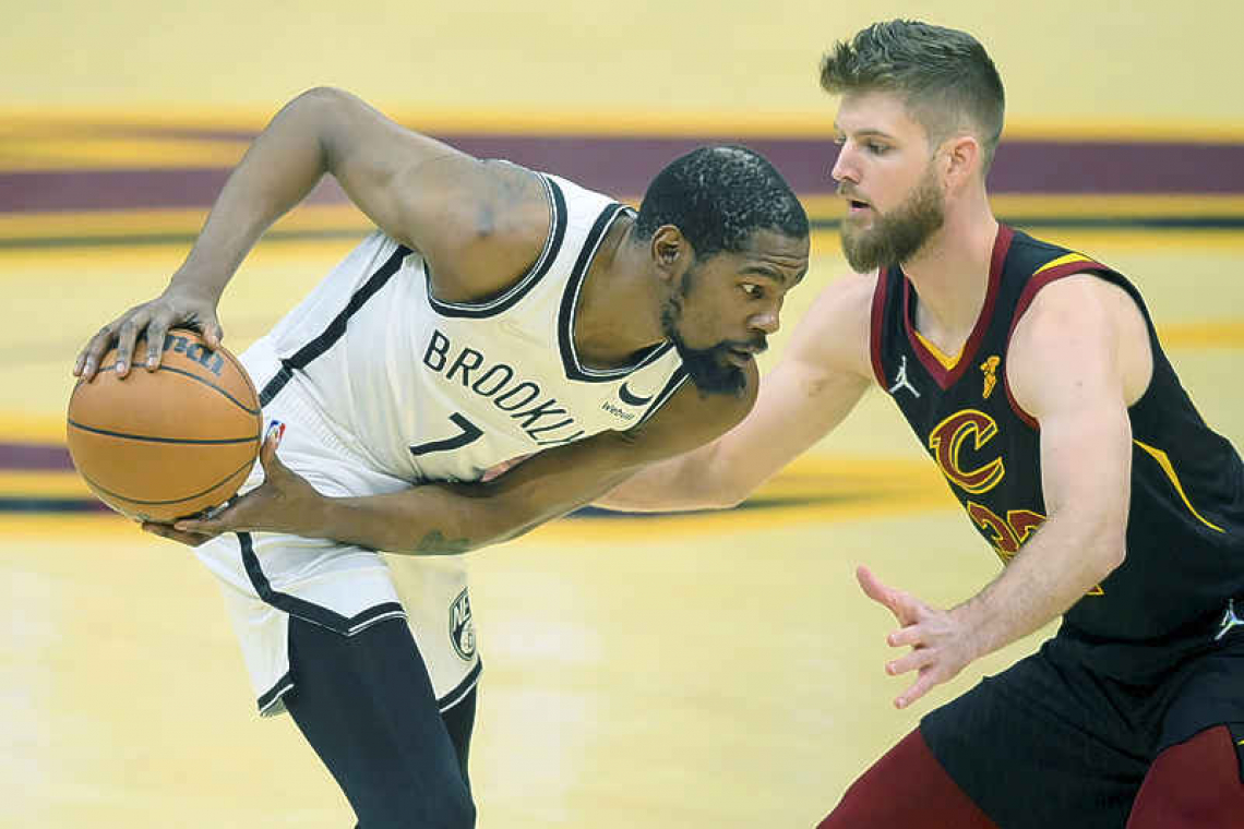 Kevin Durant helps Nets edge Cavaliers with late basket
