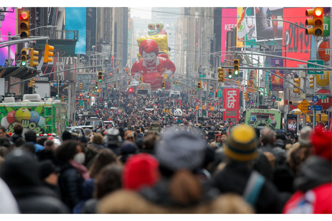 Thanksgiving traditions return to US: Football, family and parades