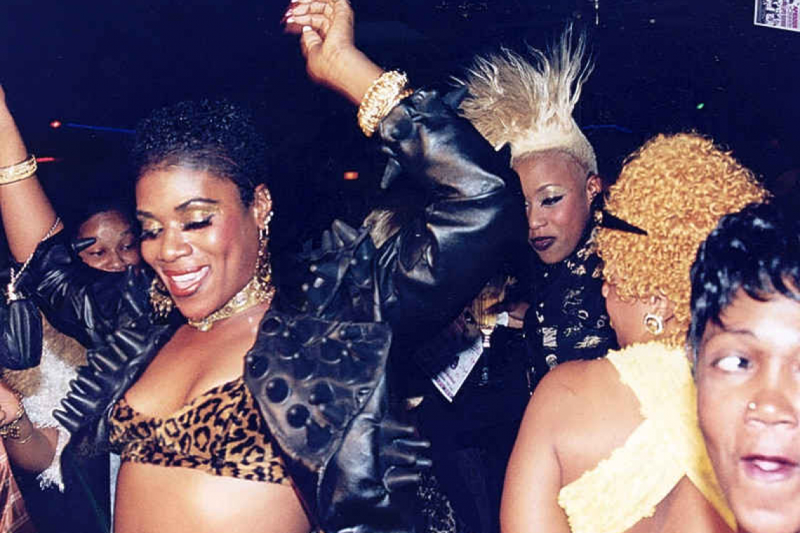 90’s Dance Hall