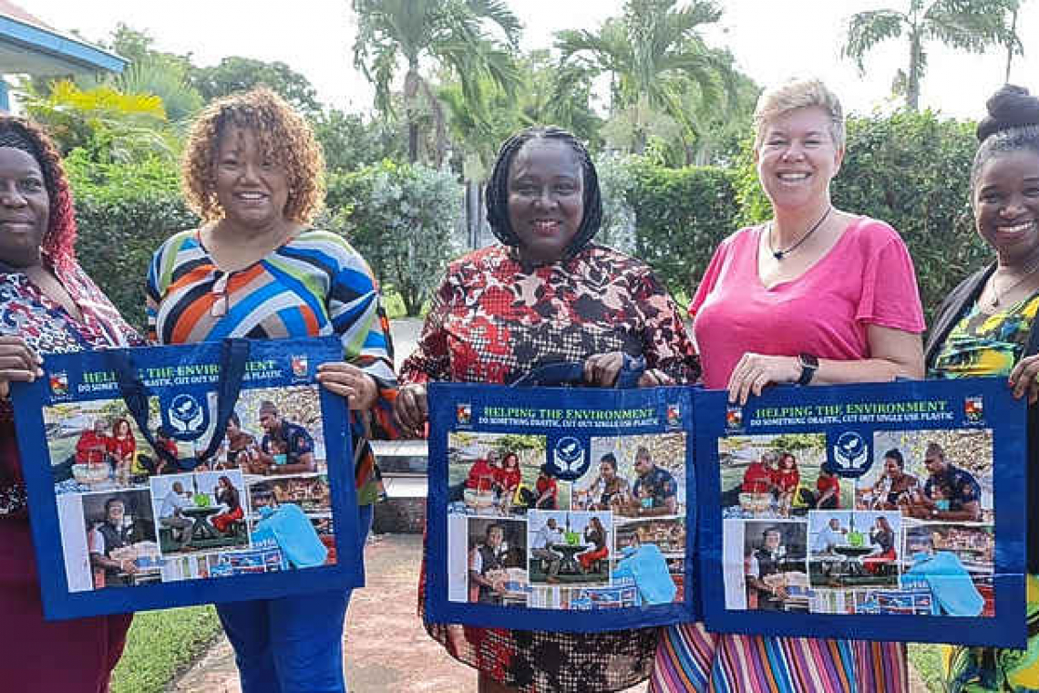 St. Eustatius introduces  reusable shopping bags