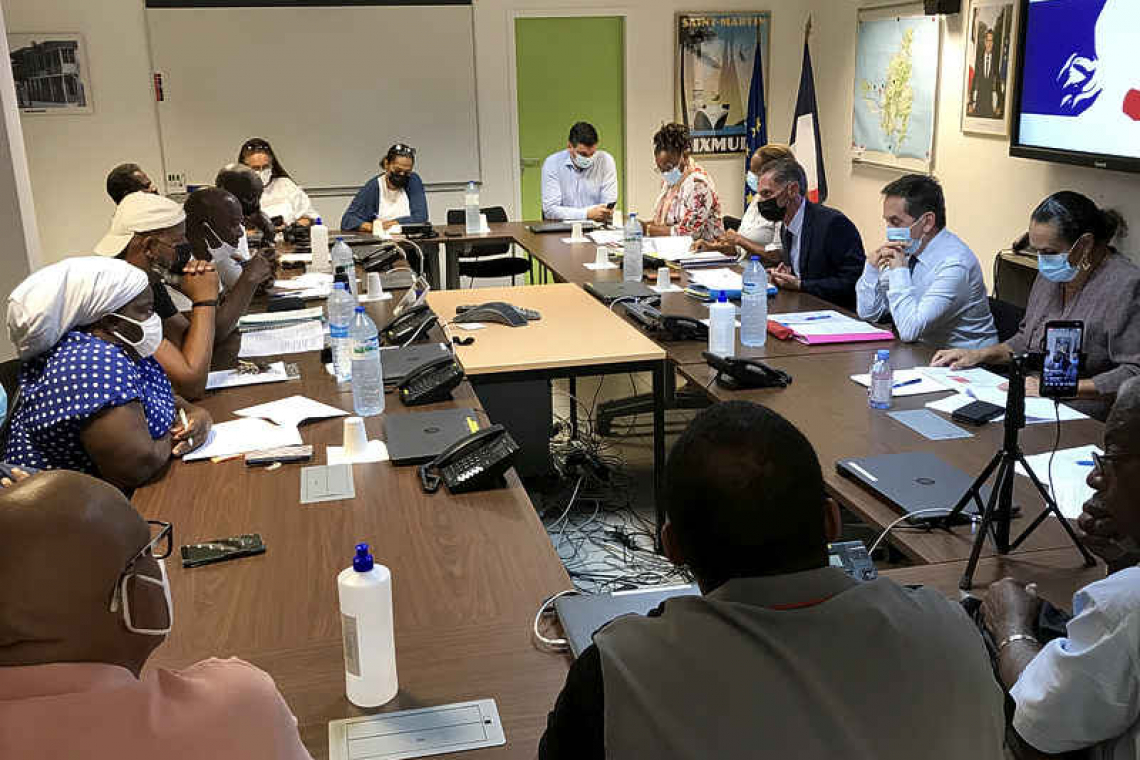 Collectives’ meeting with préfet  focuses on education, training