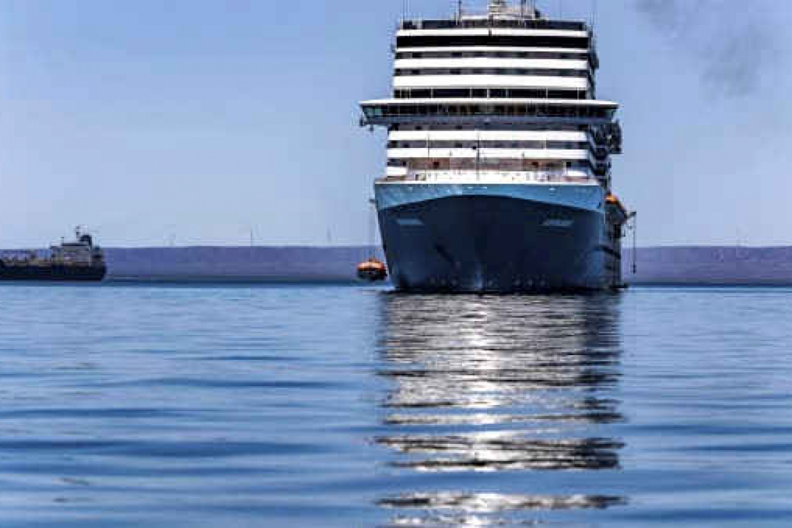       Cruises once again facing  disruptions due to COVID