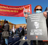  French teachers strike over 'chaotic' COVID-19 strategy