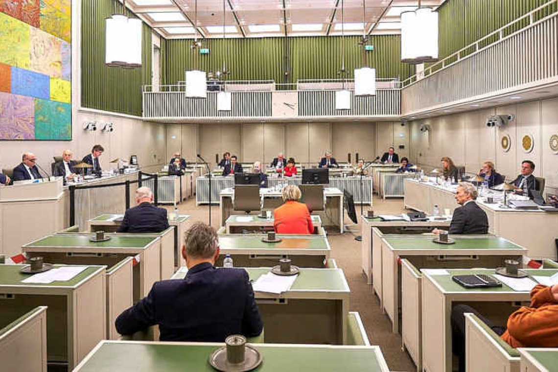 Dutch Senate arrives for 10-day visit to islands