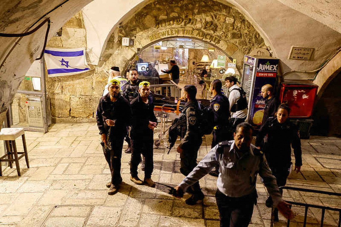 Palestinian killed after stabbing two Israeli police officers in Jerusalem