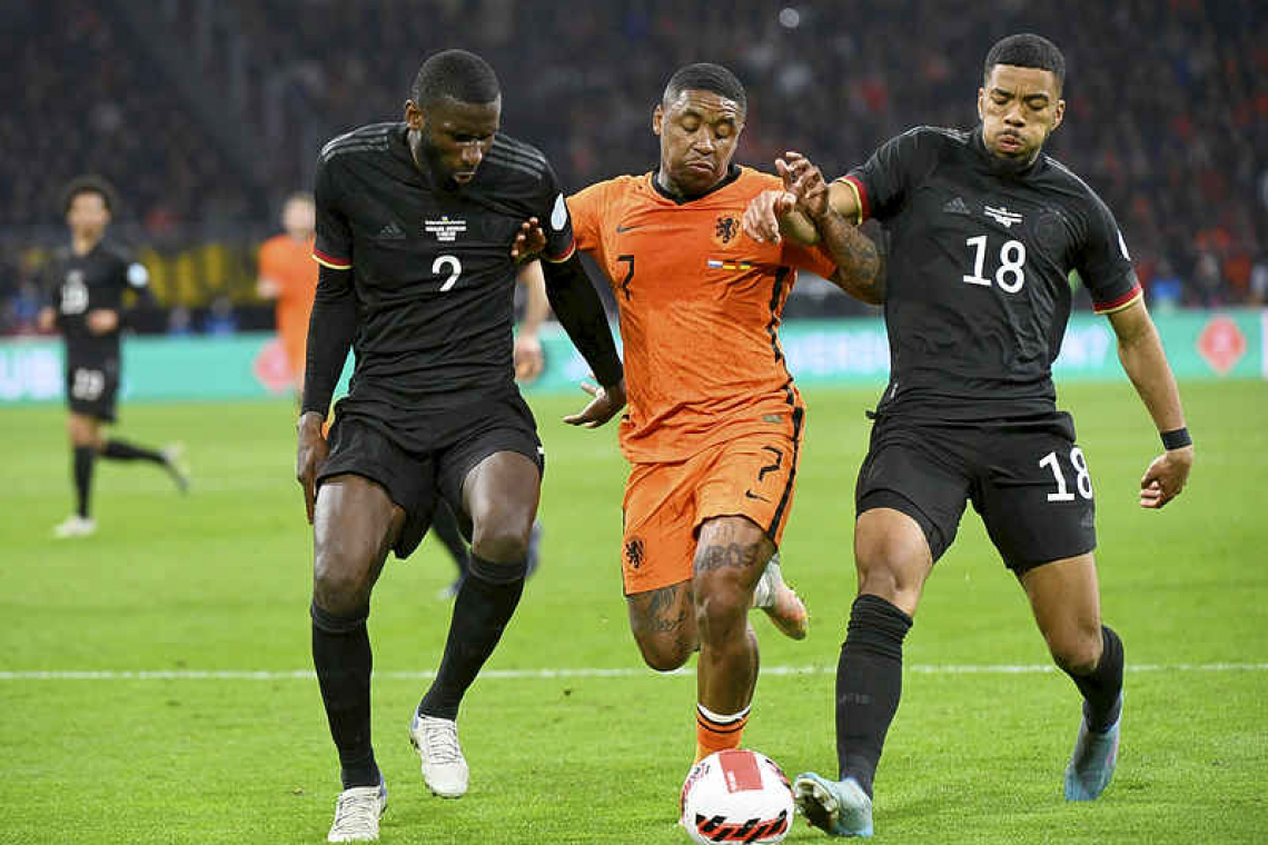Netherlands snap Germany's winning streak with 1-1 draw