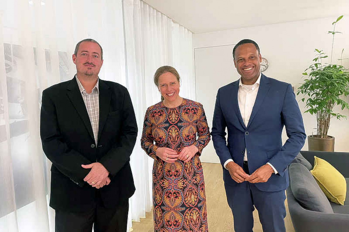 Delegation meets  Minister Schouten