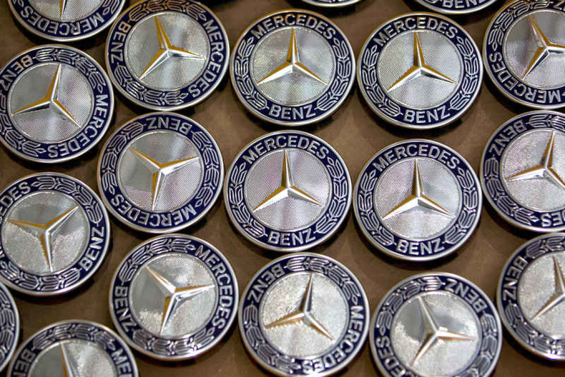 Mercedes-Benz bets on India's nouveau riche to drive car sales
