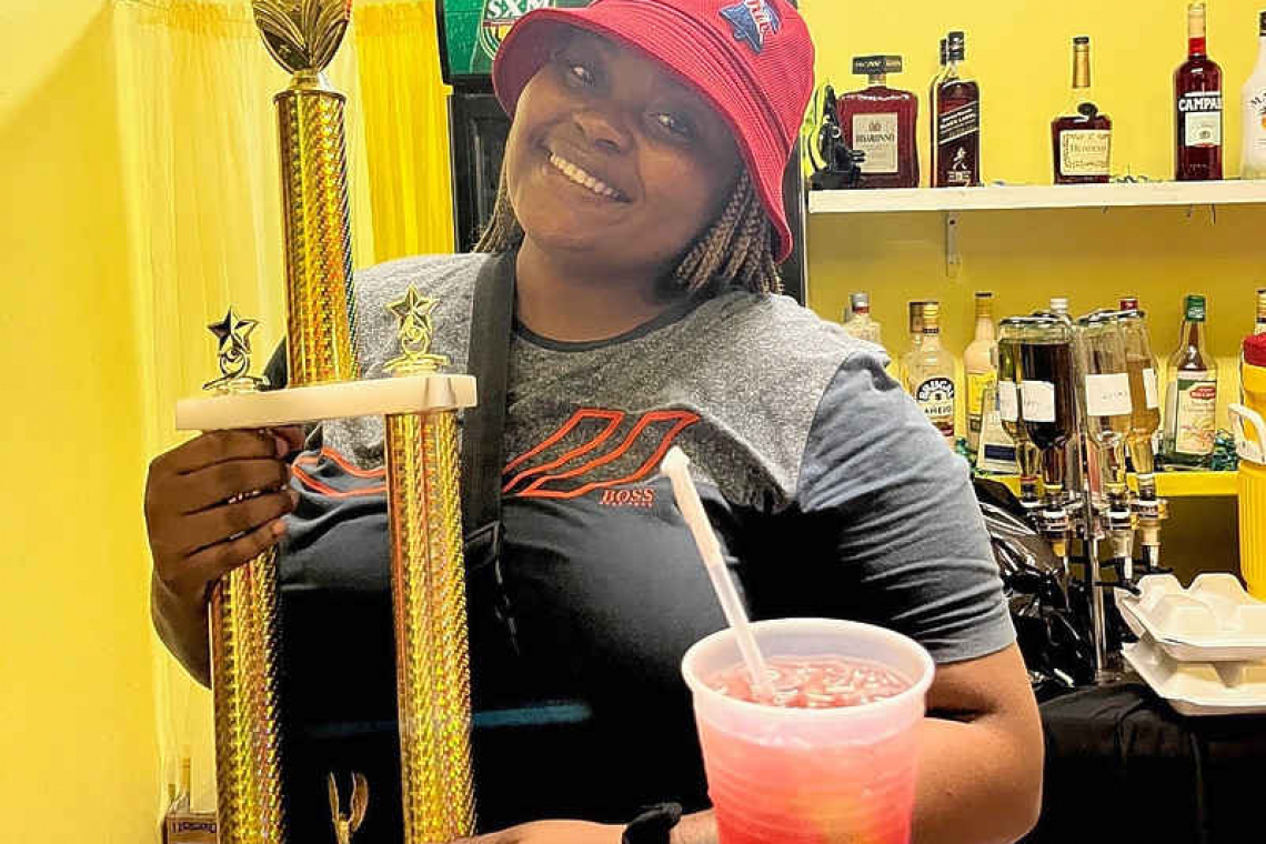Specialty Sips: Kenisha “Silent” Reid @ Evelle’s Kitchen (Booth #32) 